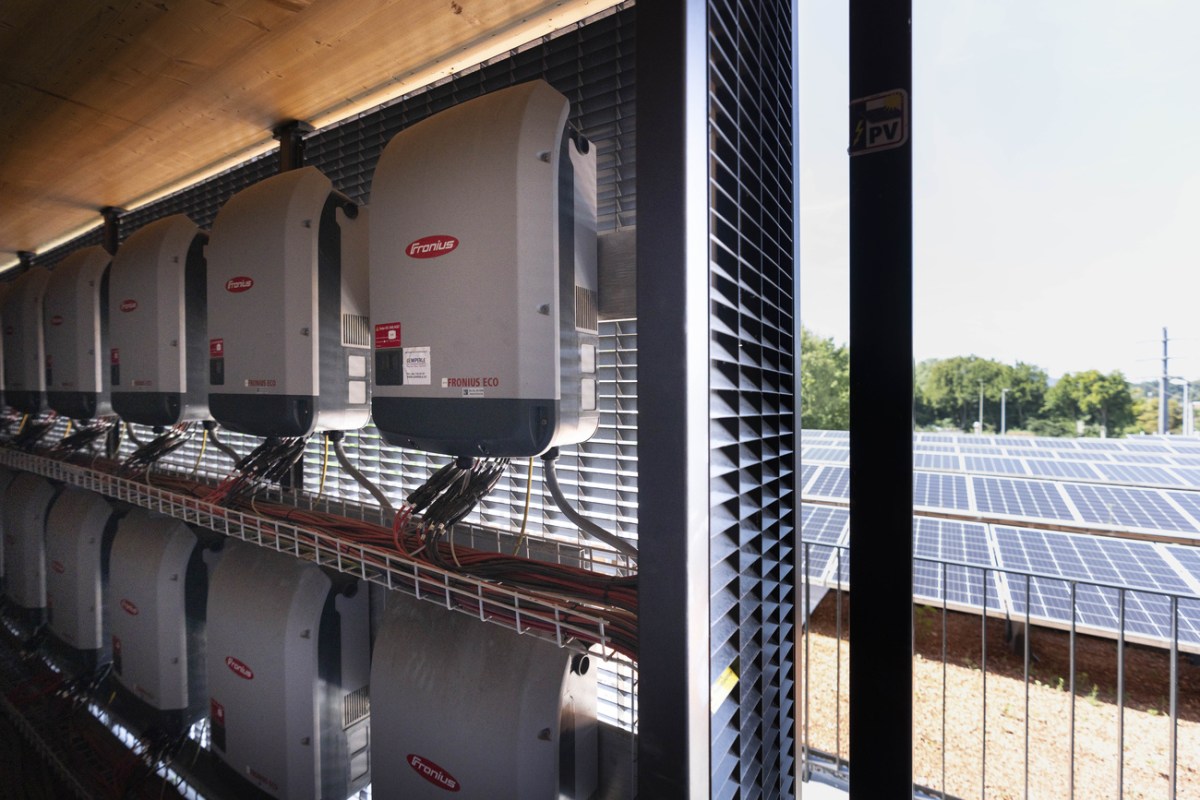 Batteries keeping pace with Swiss home solar trend