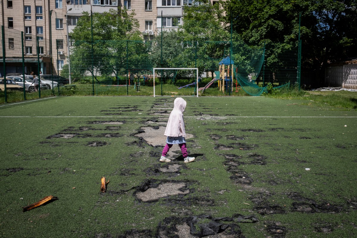 Can Switzerland Help Return Ukrainian Children Taken by Russia?