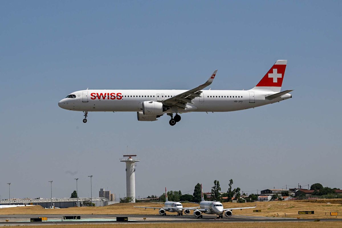 Boston-Bound Flight Declares Emergency Over the Atlantic Ocean After Reports of Smoke on Board