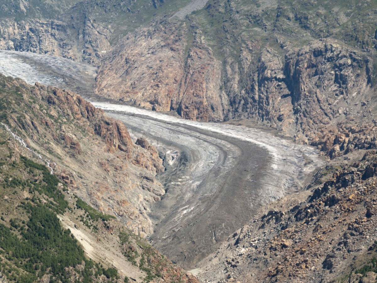 Dozens of Swiss glaciers likely to disappear this summer
