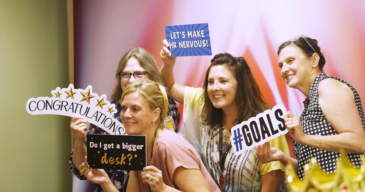 UH Geneva receives award for patient service | News