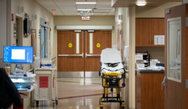 AbbVie, Novartis Sue Illinois Over Hospital Drug Pharmacy Law