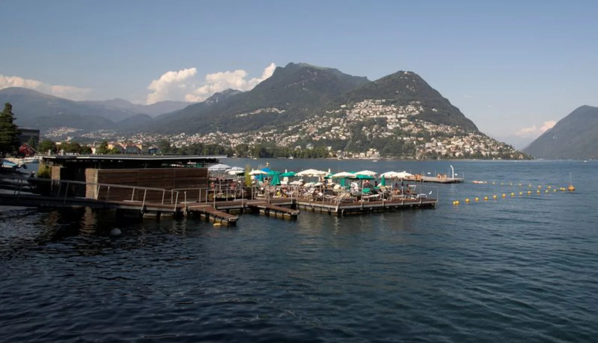 Swiss economy grows at fastest rate in nearly five years