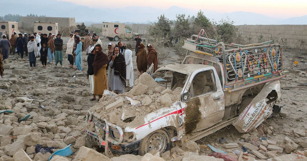 Pakistan-Afghanistan Tensions Soar After Cross-Border Airstrikes Target Militant Hideouts