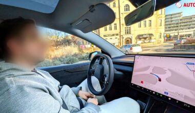 Tesla získala posvěcení pro FSD v páté evropské zemi. České ministerstvo říká ne