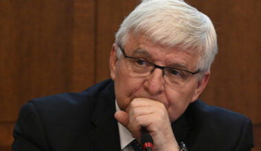 Ekonomové varovali před rozvolňováním rozpočtových pravidel