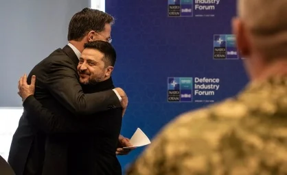 Mark Rutte a Volodymyr Zelenskyj