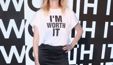 Móda z přehlídky Anamé: Vignerová, Geislerová i Moravcová předvedly skvělé outfity - Expres.cz