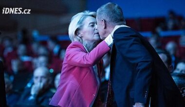 Vyostřená atmosféra na summitu NATO trvá. Babiš na fóru dostal čestné místo - iDNES.cz