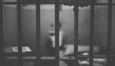 „Situace se úplně vymkla kontrole.“ Po násilnostech ve věznici jsou desítky mrtvých včetně dozorců