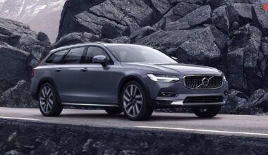 Že lidé chtějí kombíky? Luxusní Volva V90 leží v autosalonech s milionovou slevou