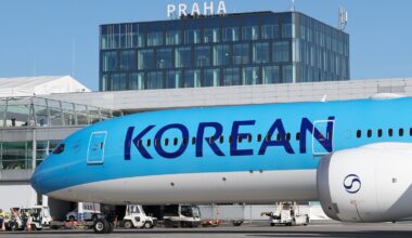 Boeing 787-10 Dreamliner letecké společnosti Korean Air v Praze. Foto: Letiště Praha