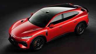 Po Porsche Ferrari? Čínské automobilky si našly nový vzor pro kopie