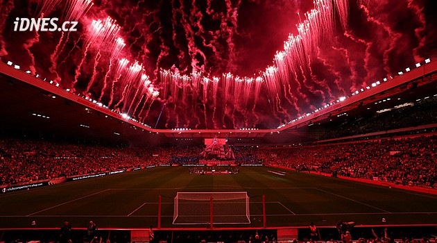 V Evropě po půl století! Jak Sunderland ohňostrojem vypravil loď k novým břehům - iDNES.cz