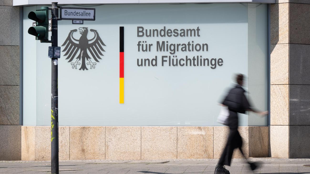 Migration: Verwaltungsgerichte heben weniger Asylbescheide auf