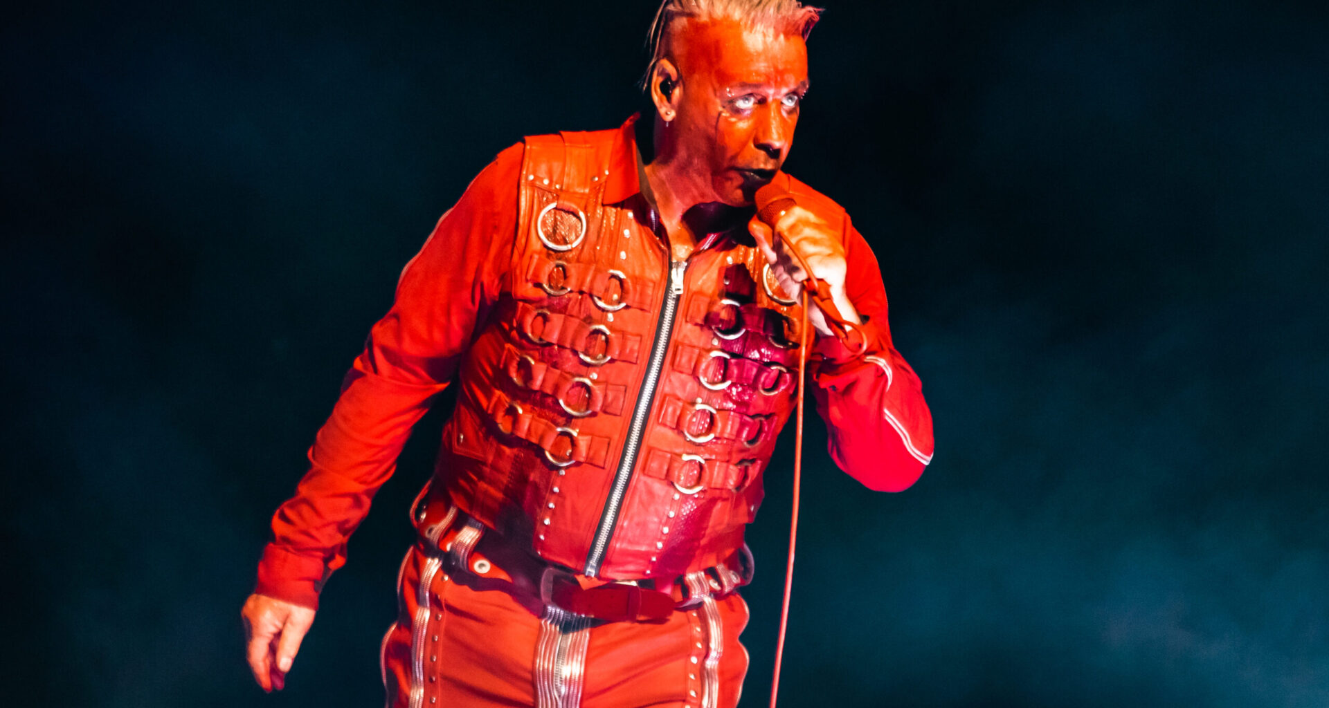 Rammsteins Till Lindemann live
