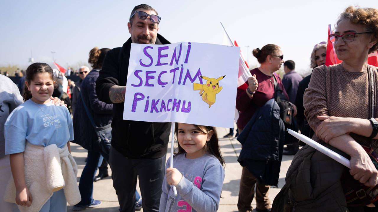 Proteste gegen türkische Regierung: Mit Pikachu gegen Erdoğan