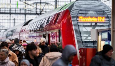 Riedbahn-Sanierung: Deutsche Bahn freut sich über pünktlichere Züge - Kritik an Konzept | hessenschau.de