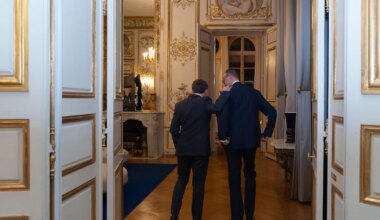 Macron und Merz: Neue Hoffnung für deutsch-französische Beziehungen - Politik