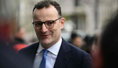 Medienbericht: CSU will Jens Spahn als Fraktionschef | Politik