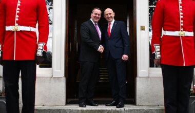 Deutsch-britisches Abkommen zu Verteidigung und Rüstung - Politik