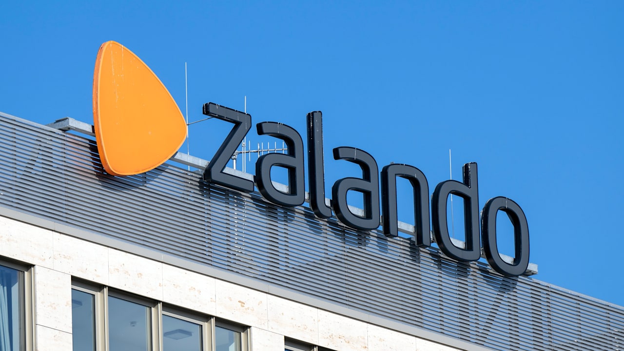 Darum entlässt Zalando 450 Mitarbeiter in Berlin | Regional