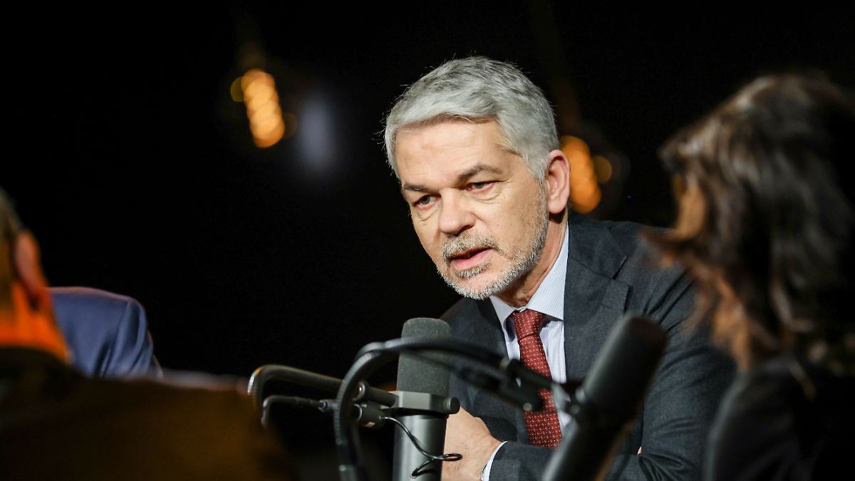 Masala: Kampf nicht nur mit Waffe: "Was tief sacken muss, ist: Russland führt zwei Kriege"