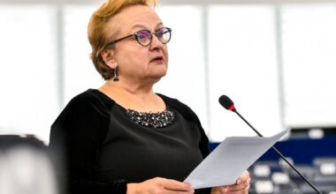 Europäische Kommission: "Undurchsichtige" Finanzierung von NGOs