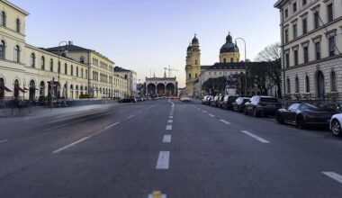 Vier Autospuren sollen weg: Was die Grünen am Odeonsplatz in München vorhaben
