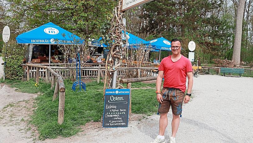 Münchner Biergärten haben wieder geöffnet: Das kosten die Maß und die Hendl