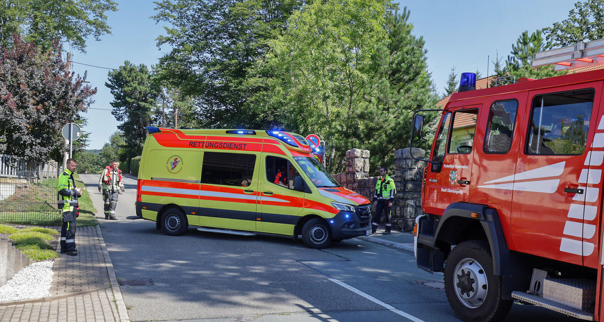 Behinderte Frau in Oberlungwitz beim Sonnenbaden von Auto überrollt