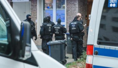 Frankfurt: Polizisten schleusten Koks-Kuriere durch Flughafen | Regional