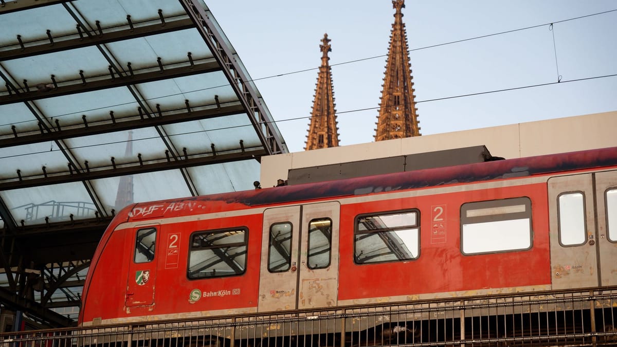 Reizgas in S-Bahn – Fahrkarten-Kontrolle eskaliert