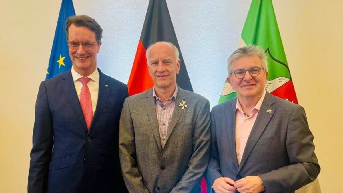 Prof. Dr. Ulf Dittmer erhält Landesverdienstorden