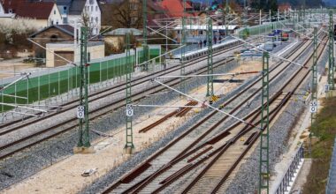 Baustelle bei der Bahn bremst S-Bahn, Regionalzüge und ICE aus