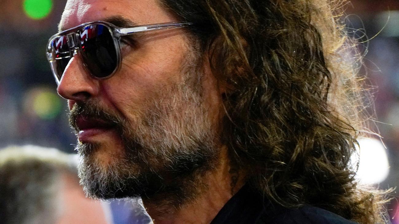 Großbritannien: Russell Brand wegen mutmaßlicher Vergewaltigung angeklagt