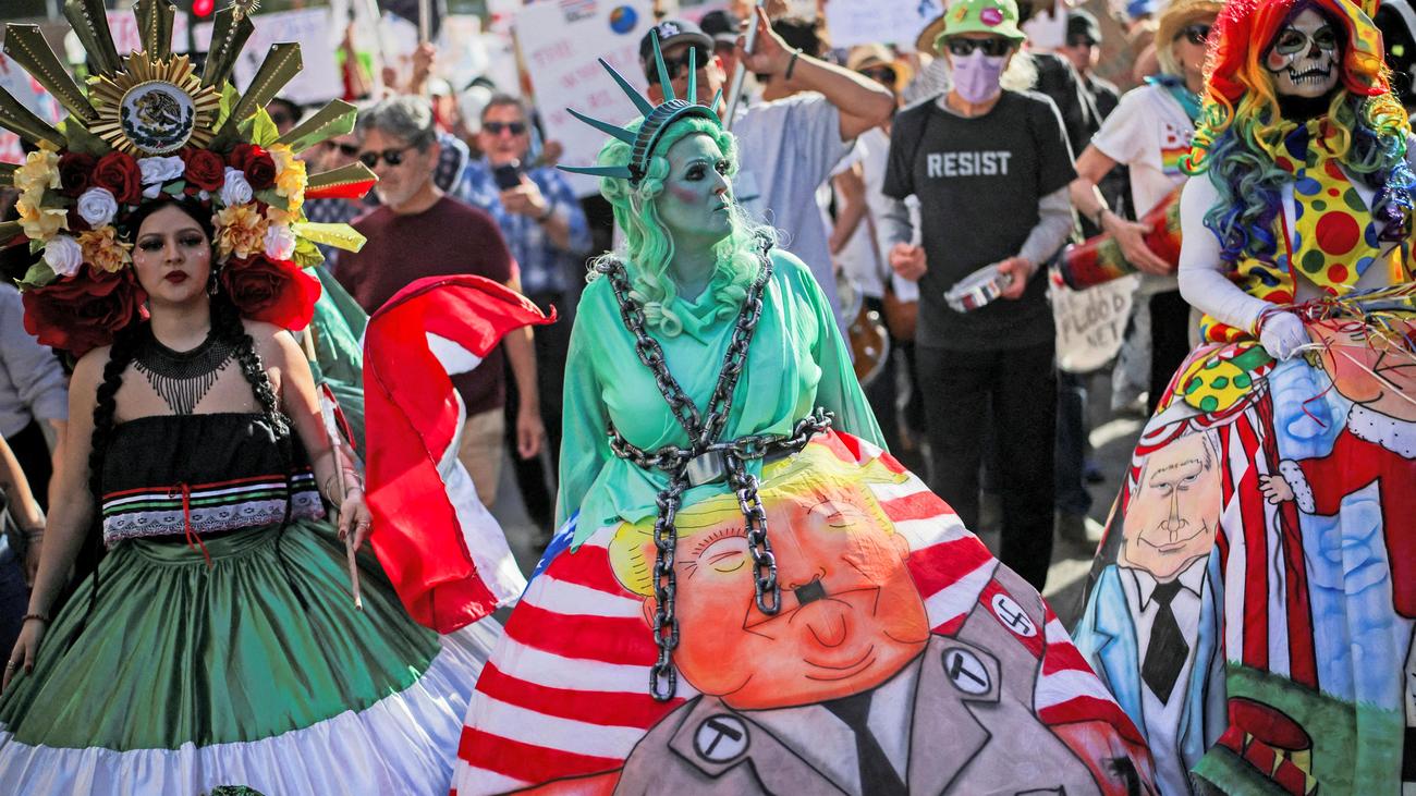 Proteste in den USA: "Finger weg von der Demokratie!"