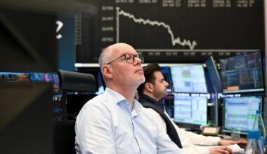 Börse: Dax stürzt zu Handelsbeginn um fast 10 Prozent ab