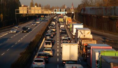 A113 nach Unfall gesperrt – Unfall von Autodieben?