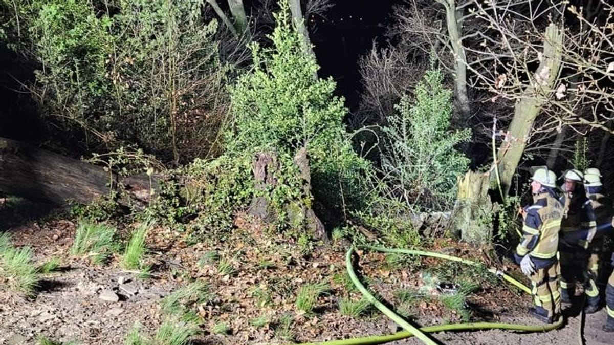Waldbrand in Heisingen – Schwierige Löscharbeiten für die Feuerwehr