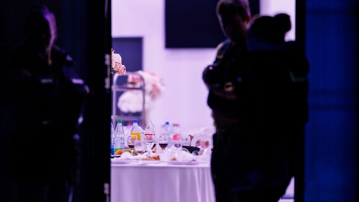 Todesschüsse bei Hochzeit – Verdächtiger von Frankreich ausgeliefert
