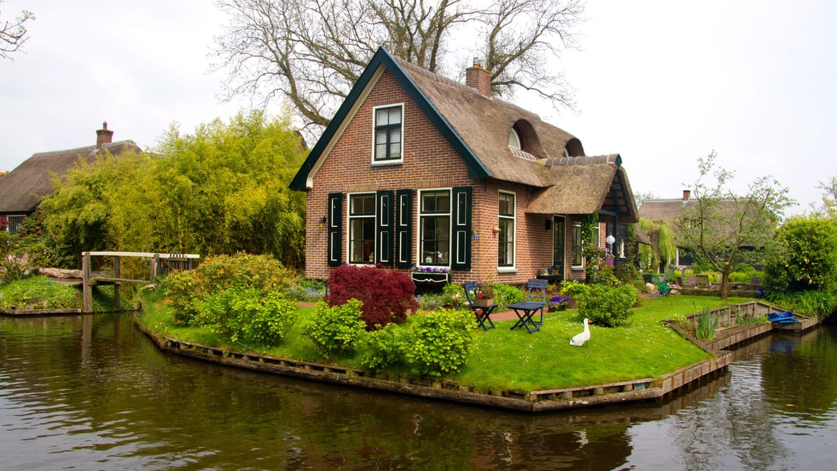Urlaub Frühlingstipp ab Bremen: Giethoorn in den Niederlanden