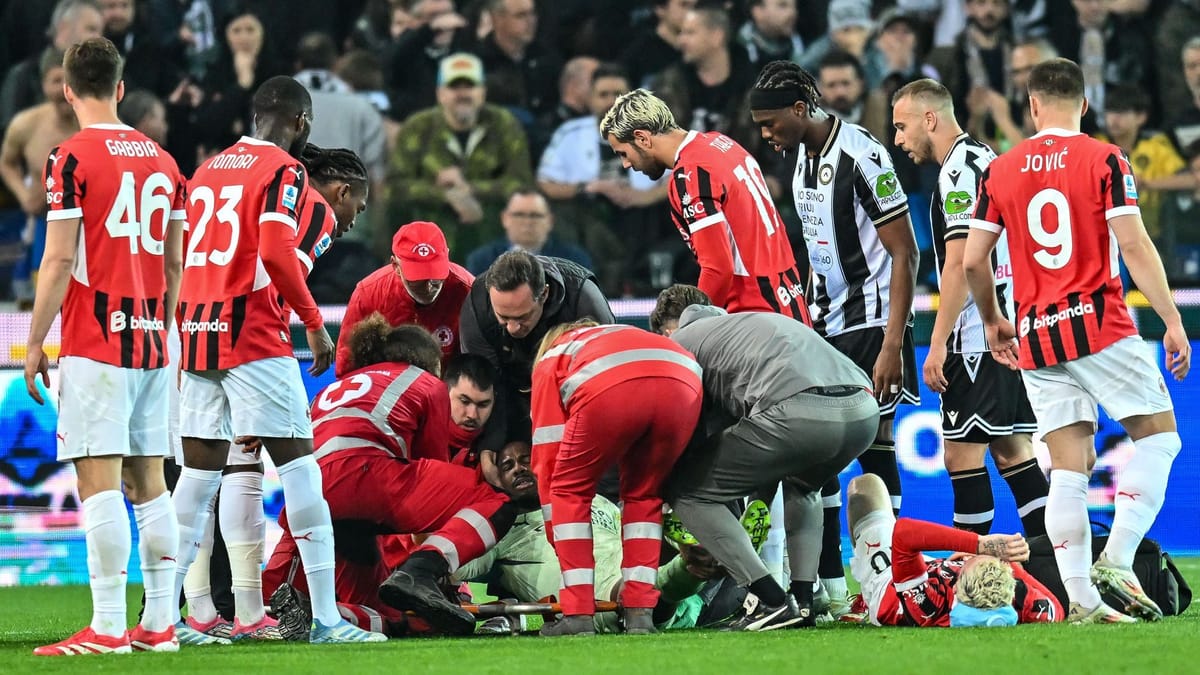 Brutaler Zusammenprall: Frankreich-Keeper Maignan verletzt