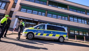 NRW: 20 Duisburger Schulen mussten schließen – Autor mehrerer Drohschreiben sorgt für Verwirrung