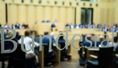 Bundesrat in Berlin erinnert an Kriegsende vor 80 Jahren