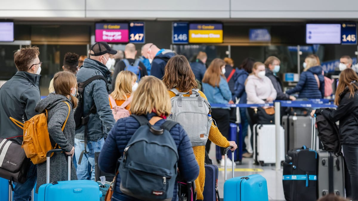 So läuft der Verkehr auf der Autobahn und am Flughafen