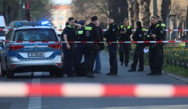 Tödliche Messerattacke in U-Bahnhof – Polizei schießt Täter nieder