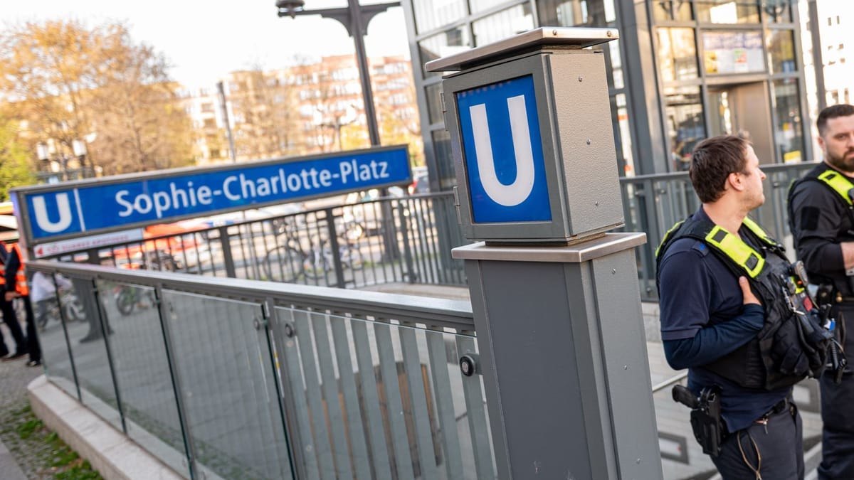 Mann in U-Bahnhof erstochen – Polizei schießt auf Angreifer