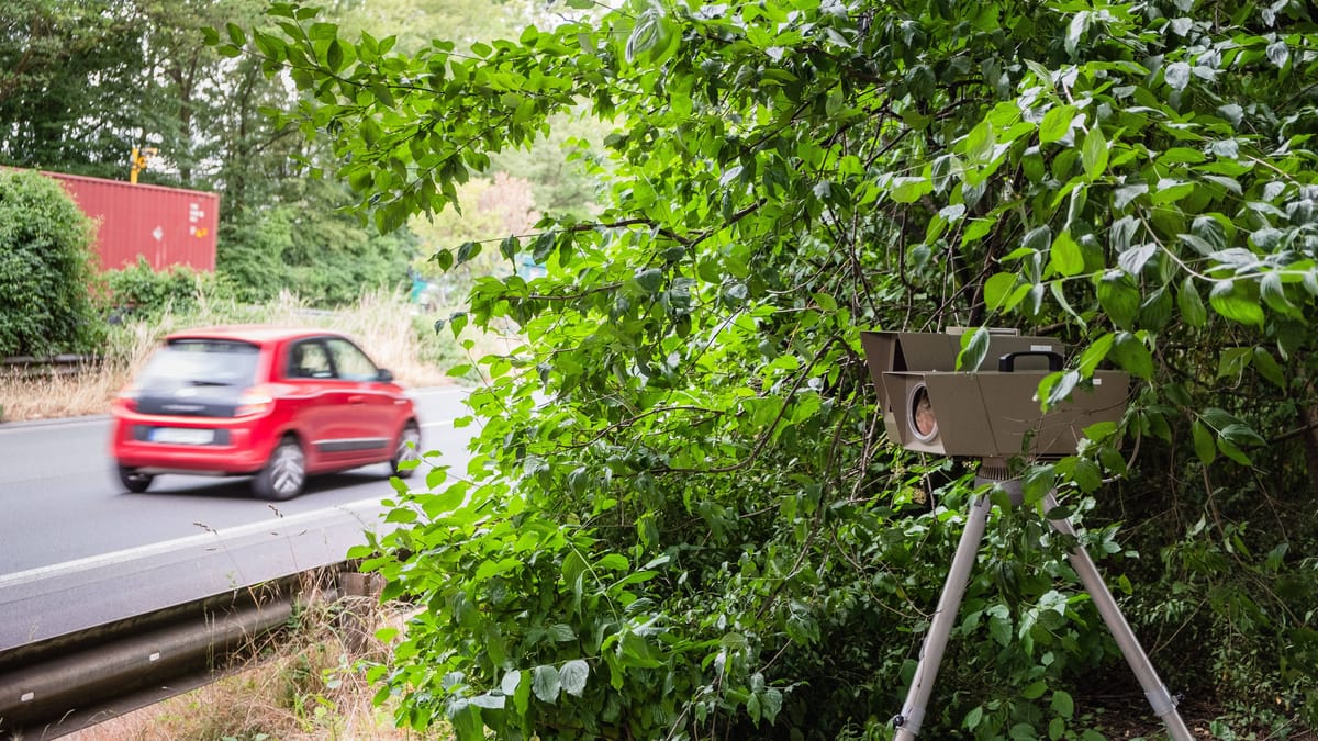Polizei meldet über 1.900 Verstöße
