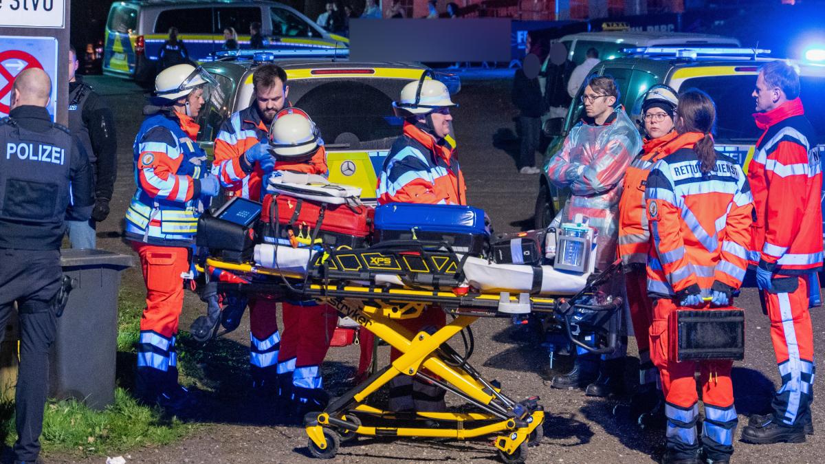 Trittau bei Hamburg : Streit eskaliert – Junger Mann stirbt in Großraumdisco